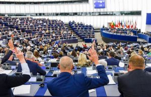 ЄС запускає процедуру схвалення 90 млрд євро для України та нових санкцій проти Росії