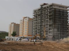 У Маріуполі більшість квартир скуповують росіяни: окупанти змінюють демографію під виглядом “відбудови”