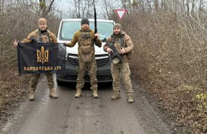 ДВА БІЙЦЯ: з одного борцівського килиму