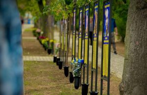 Окупанти спотворили історії загиблих з Лиманщини, викравши матеріали з платформи пам’яті